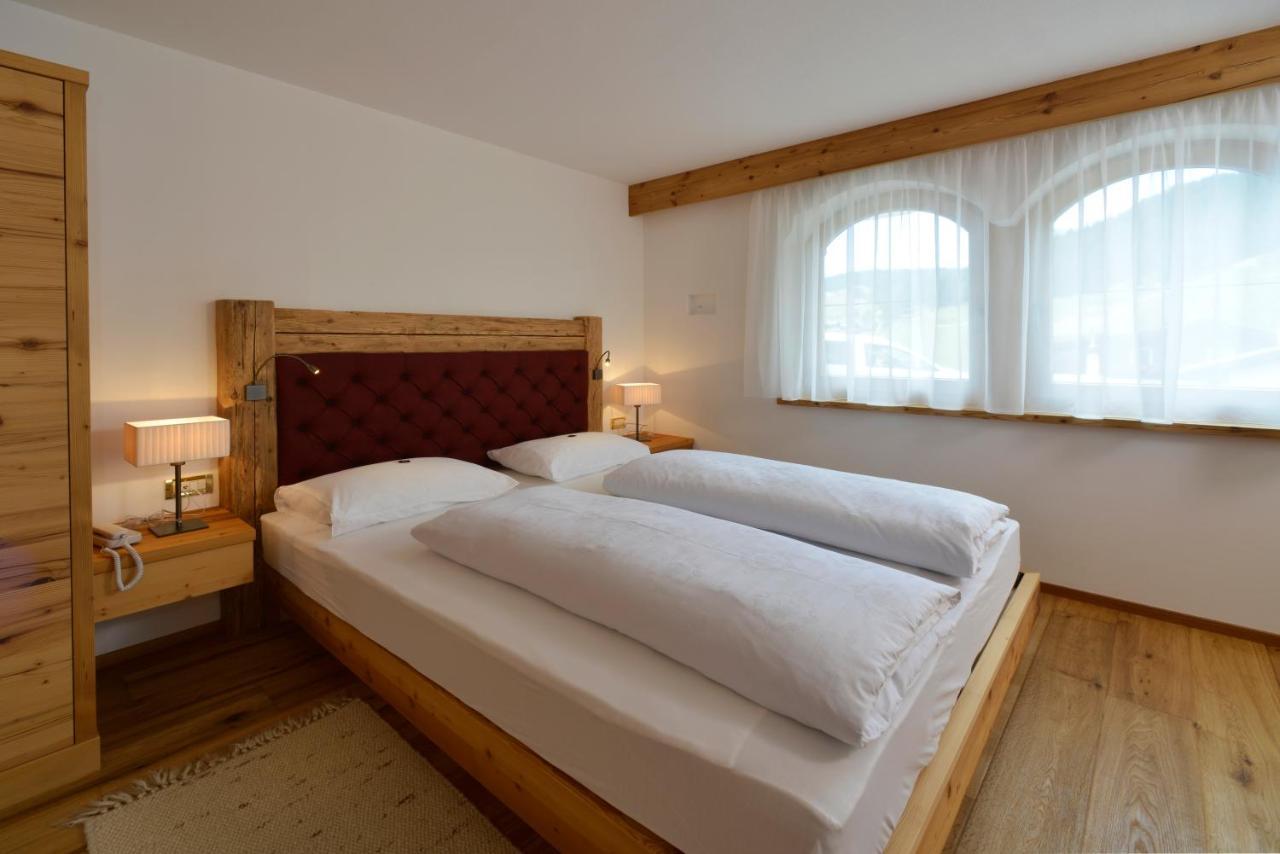 Garni Hotel Rosengarten B&B سيلفا دي فال جاردينا المظهر الخارجي الصورة
