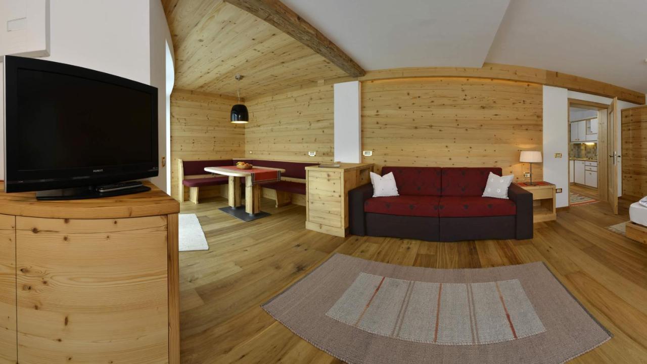 Garni Hotel Rosengarten B&B سيلفا دي فال جاردينا المظهر الخارجي الصورة