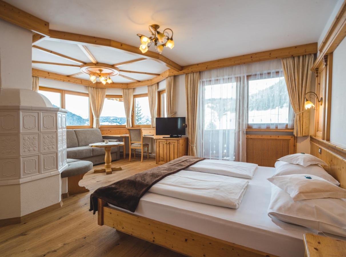 Garni Hotel Rosengarten B&B سيلفا دي فال جاردينا المظهر الخارجي الصورة