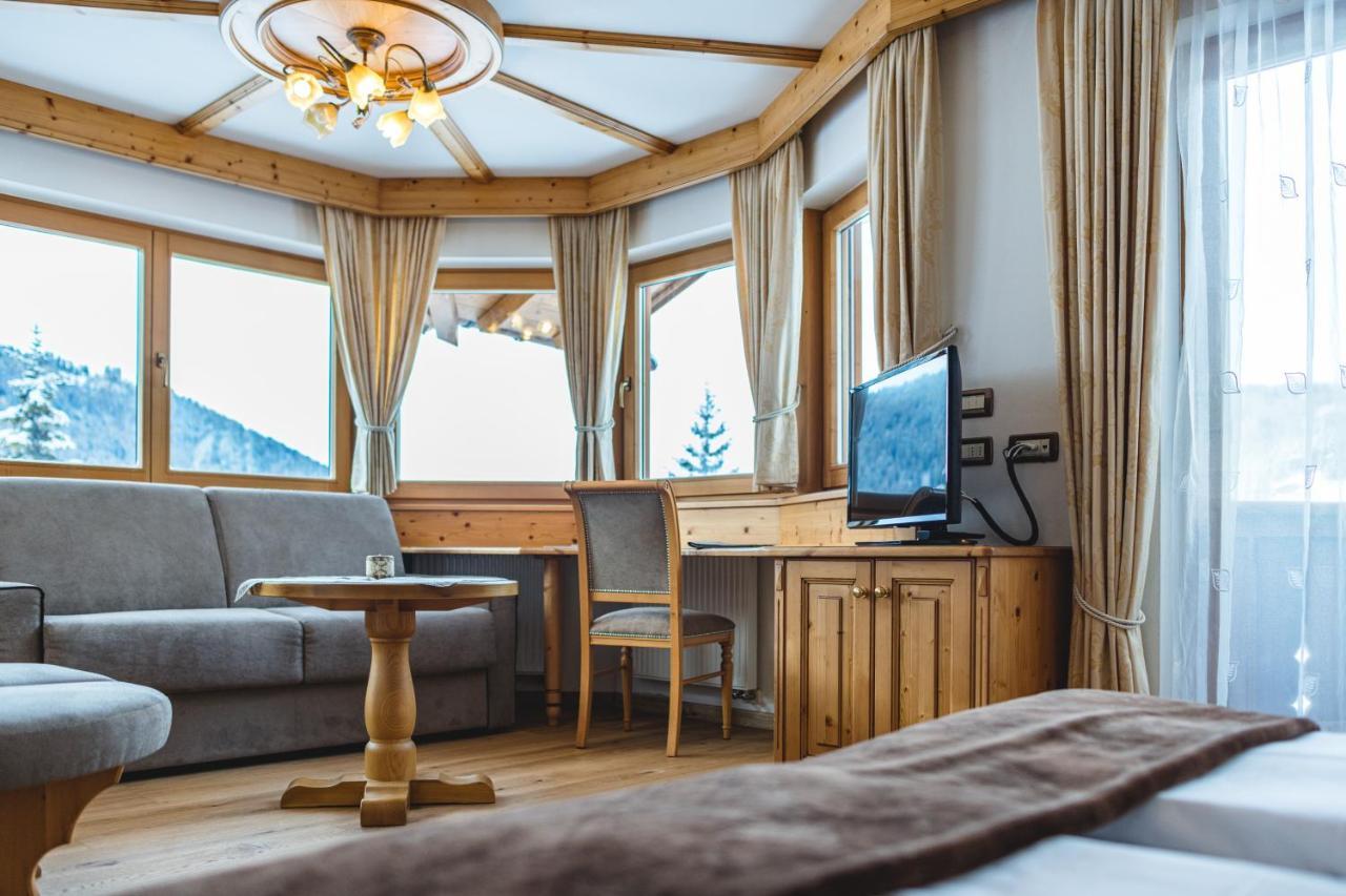 Garni Hotel Rosengarten B&B سيلفا دي فال جاردينا المظهر الخارجي الصورة