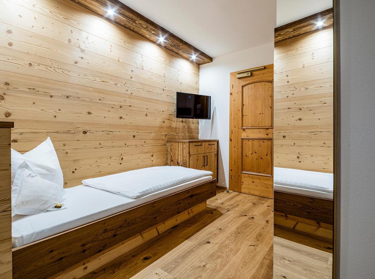 Garni Hotel Rosengarten B&B سيلفا دي فال جاردينا المظهر الخارجي الصورة