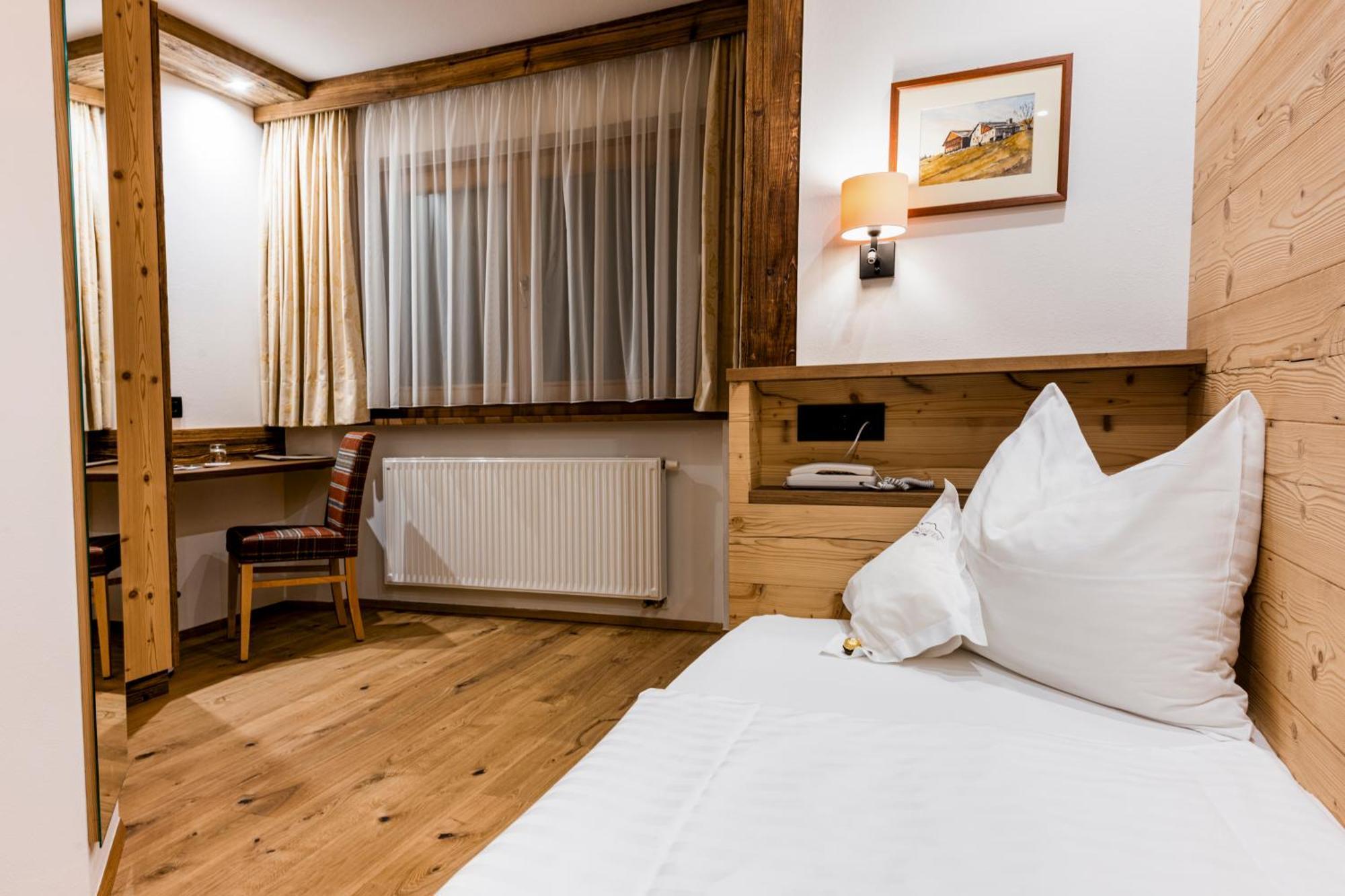 Garni Hotel Rosengarten B&B سيلفا دي فال جاردينا المظهر الخارجي الصورة