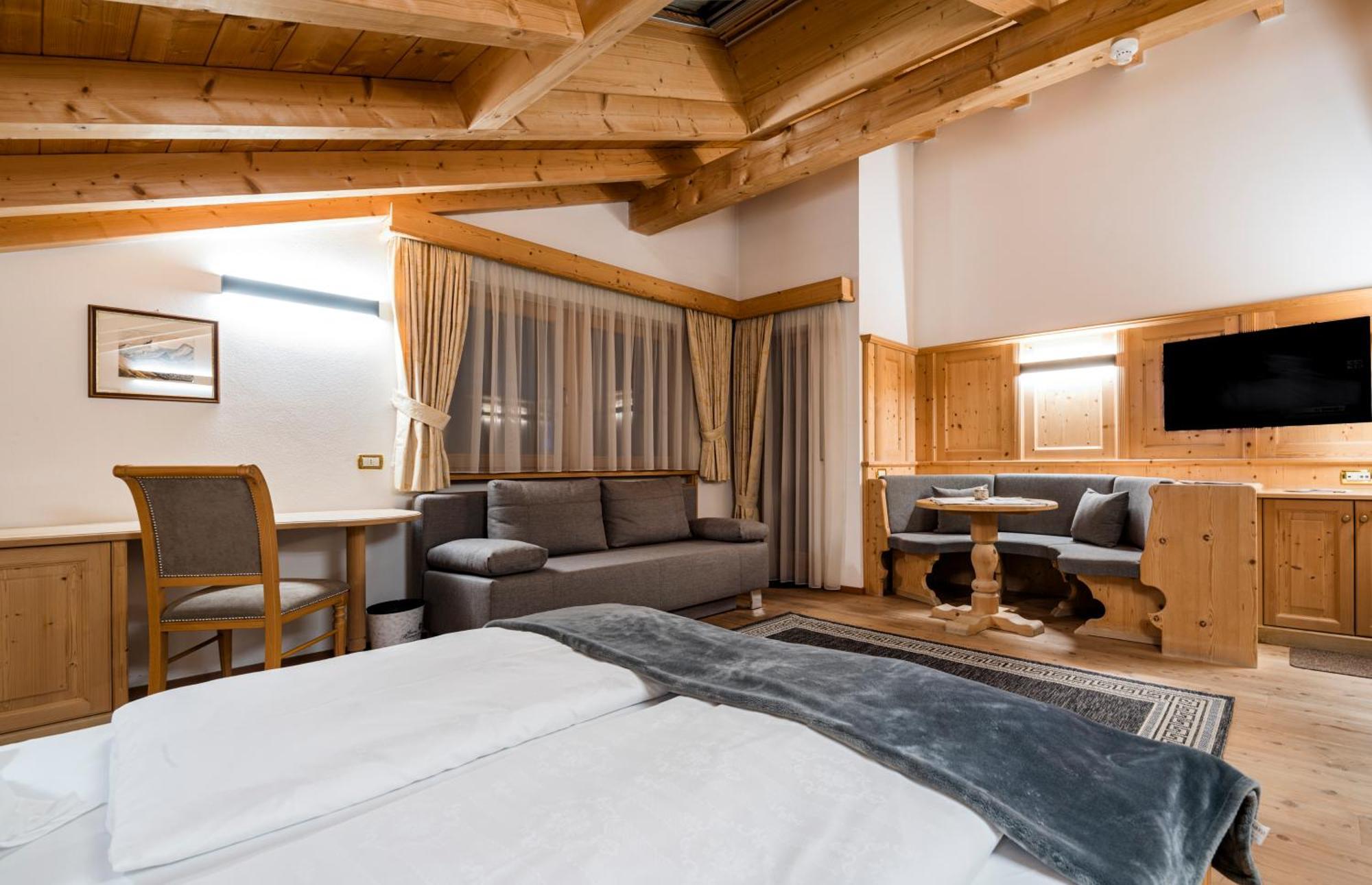 Garni Hotel Rosengarten B&B سيلفا دي فال جاردينا المظهر الخارجي الصورة